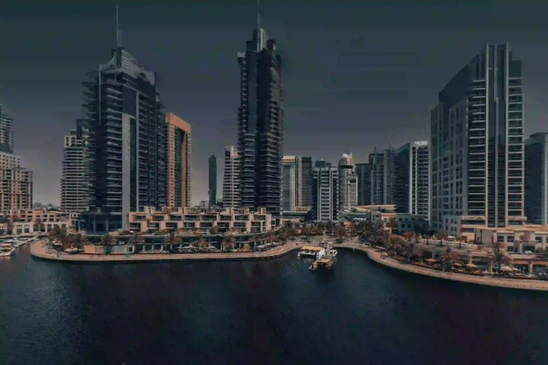 كيفية تحويل التأشيرة السياحية إلى إقامة في الإمارات
